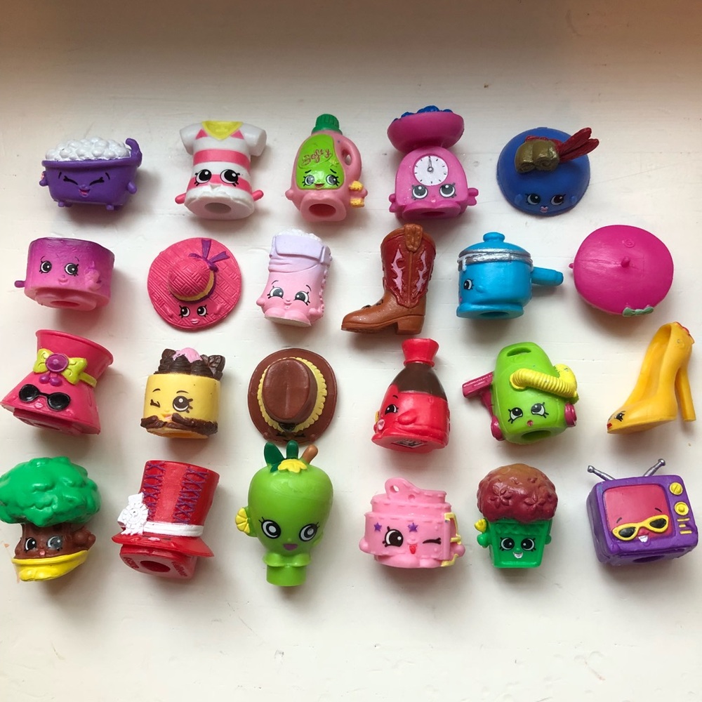 23 shopkins